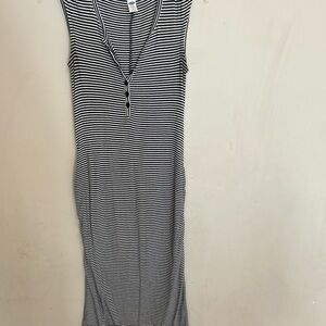 Old Navy Black and White Striped Dress